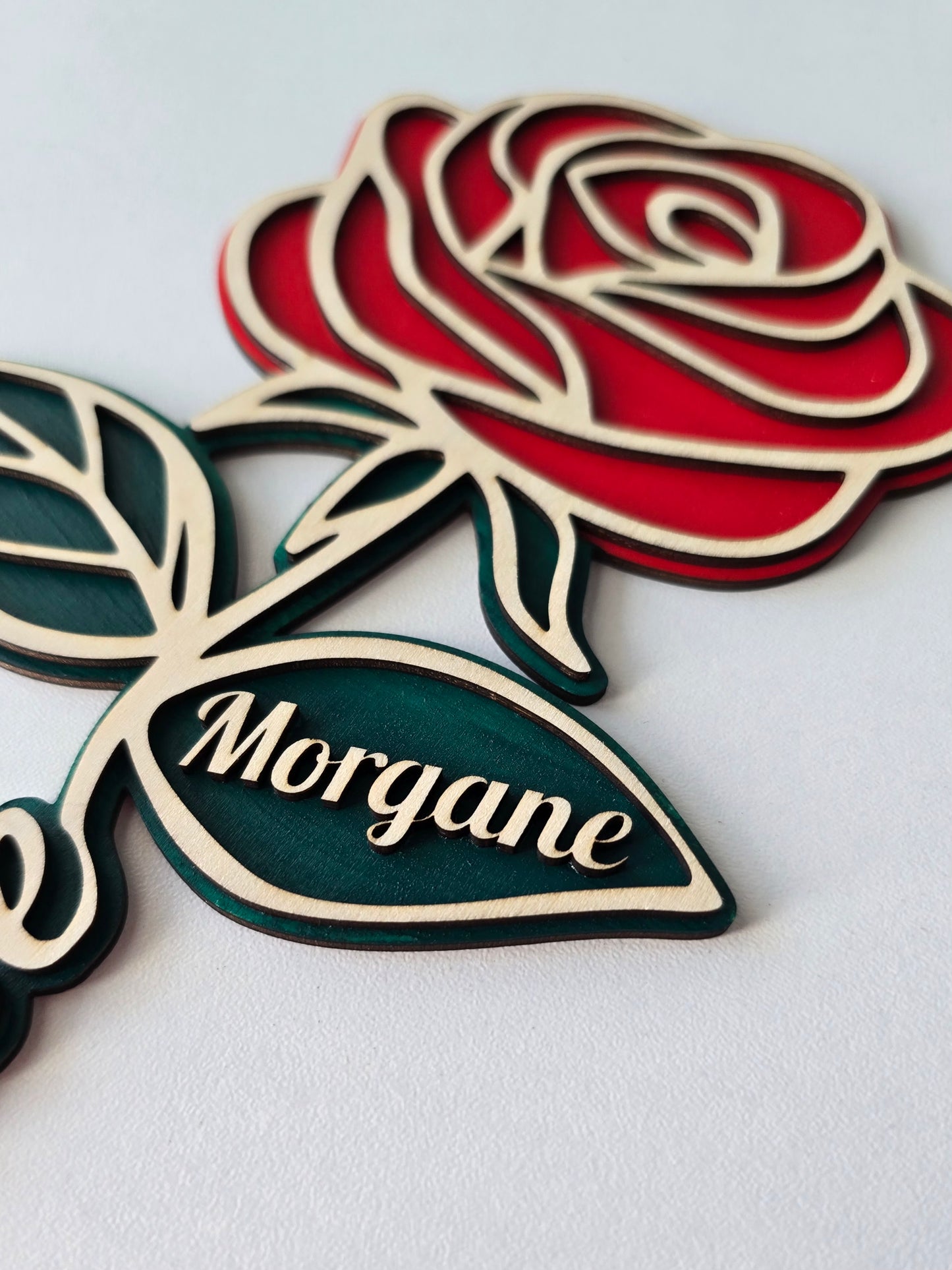 Fleur en bois fait main avec prénom