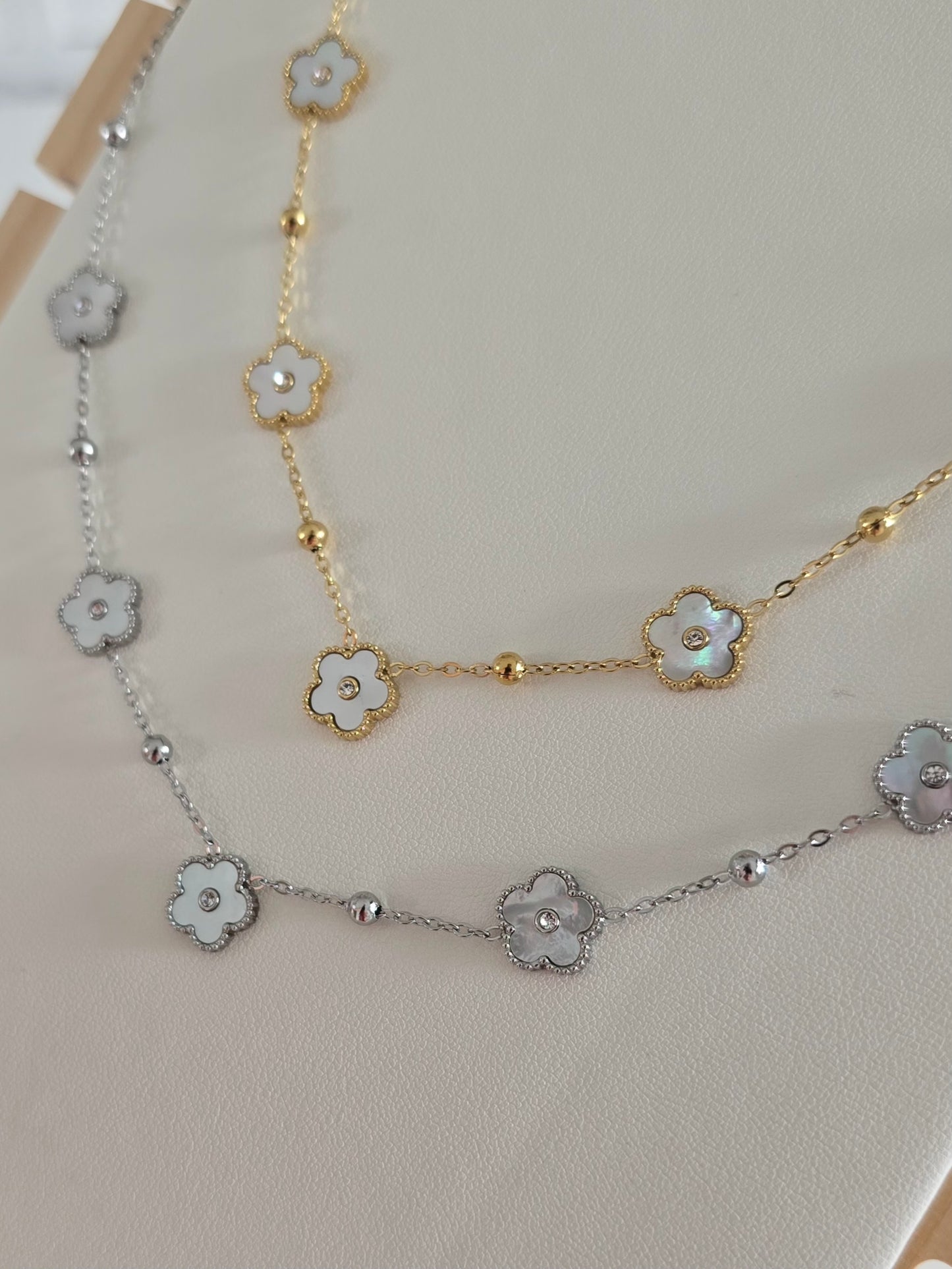 Collier Dalia