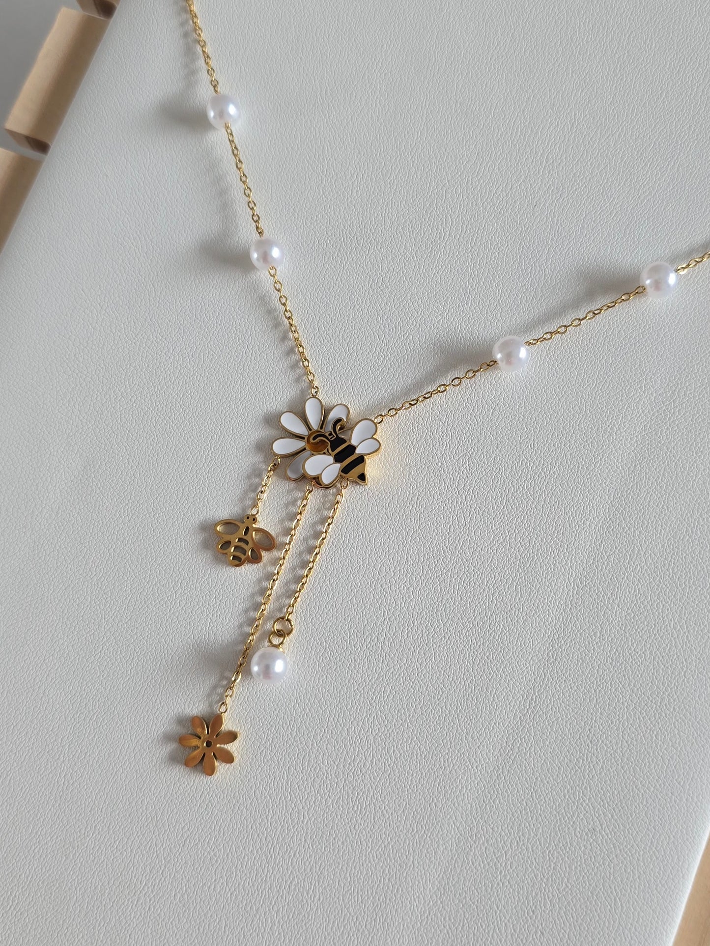 Collier Flora