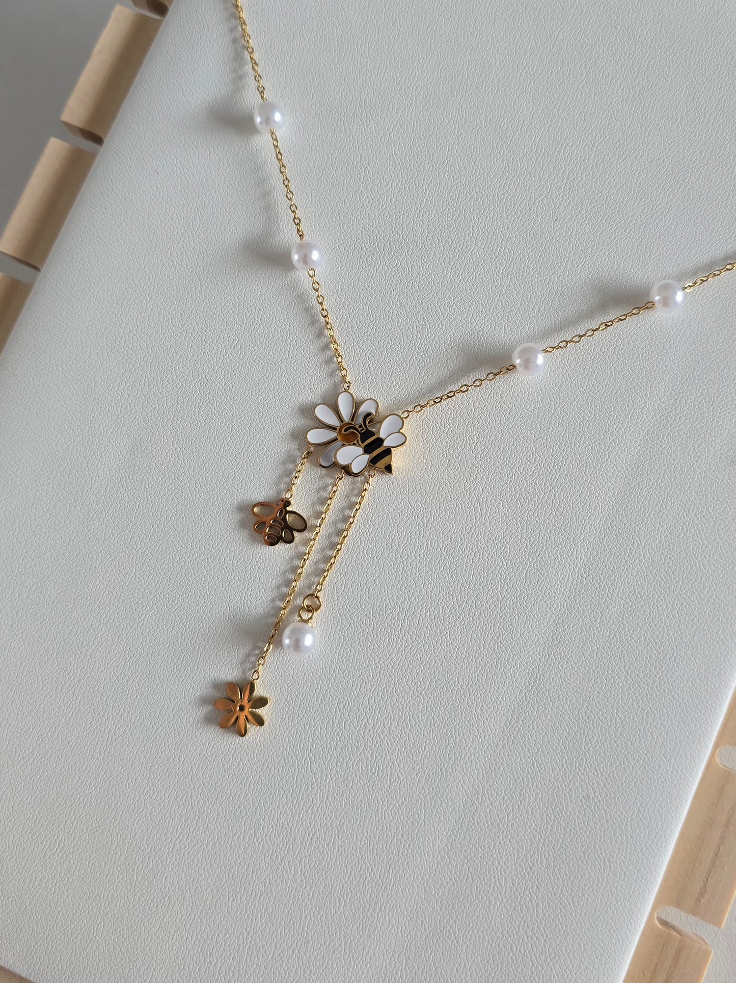 Collier Flora