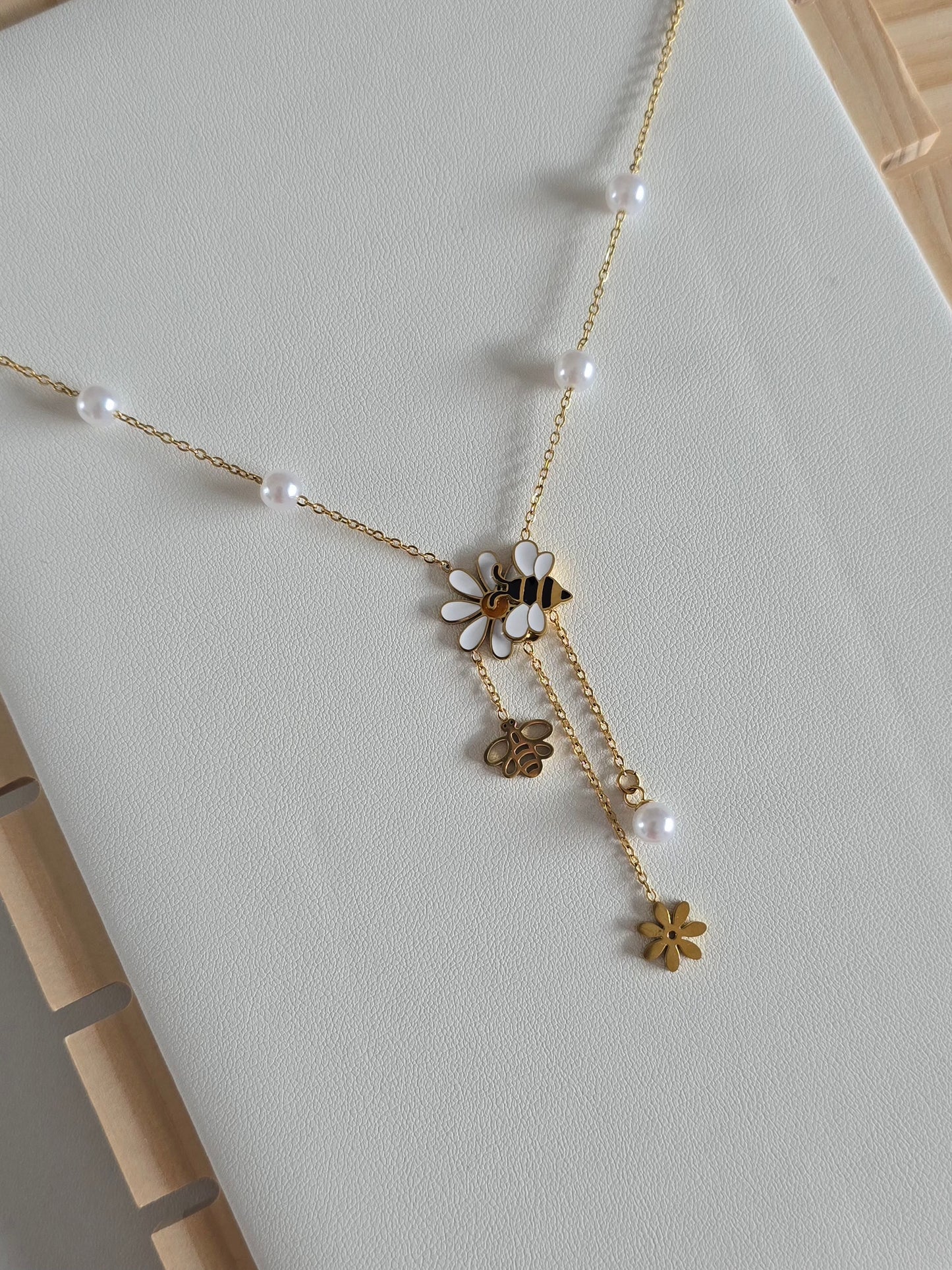Collier Flora
