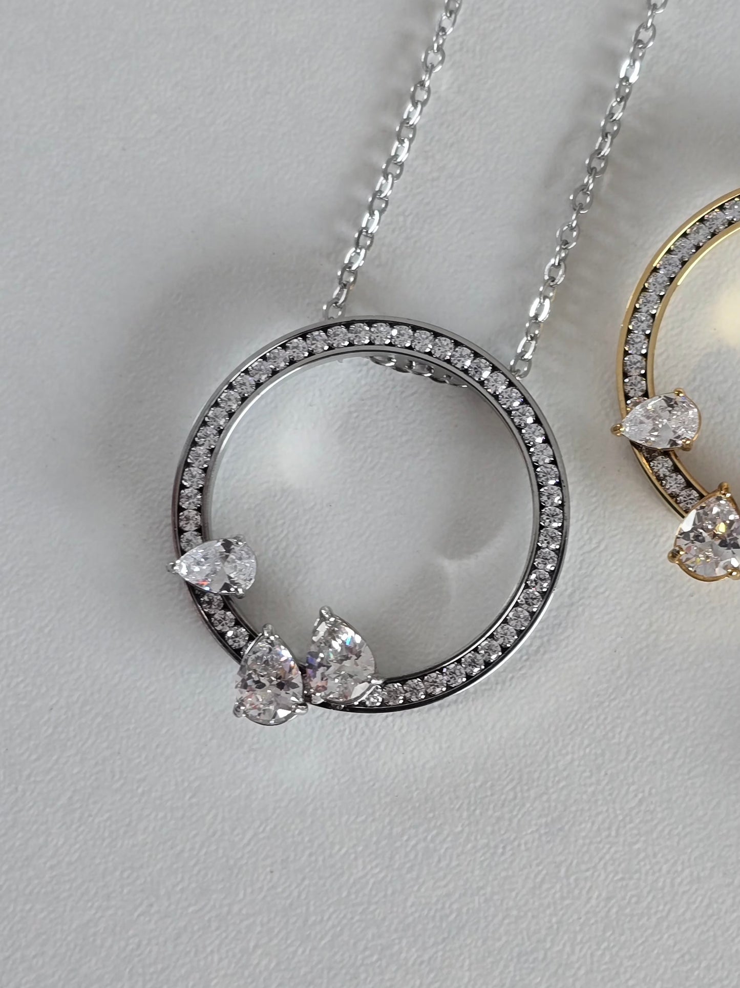 Collier Oriana