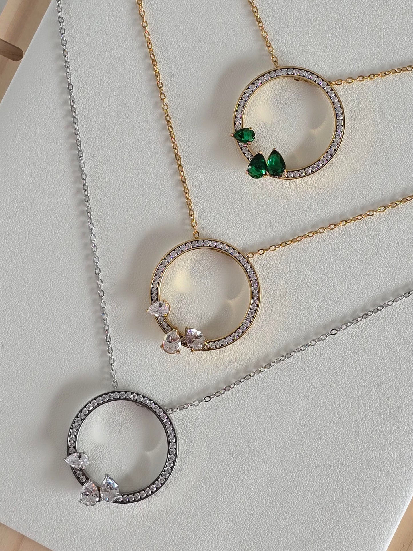 Collier Oriana