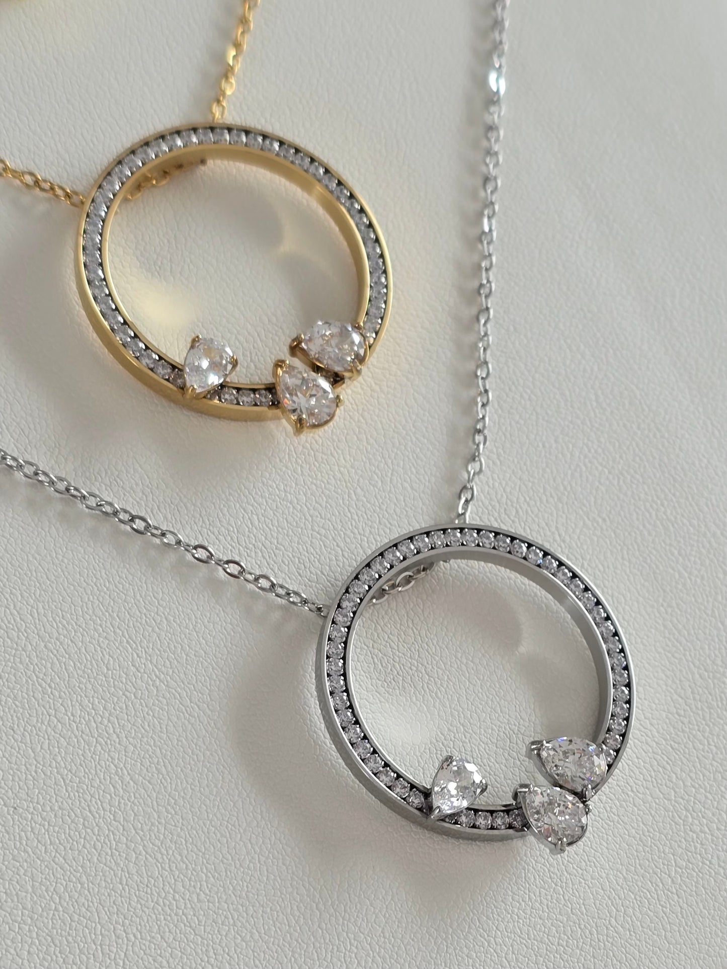 Collier Oriana