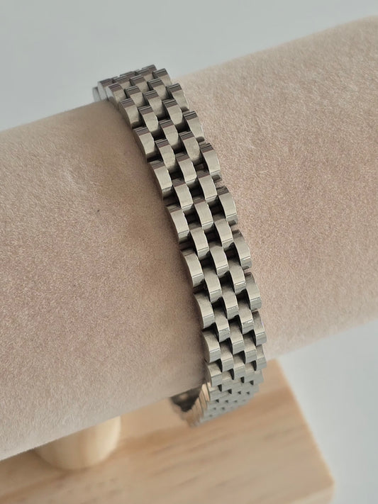 bracelet robuste et chic pour homme en acier inoxydable