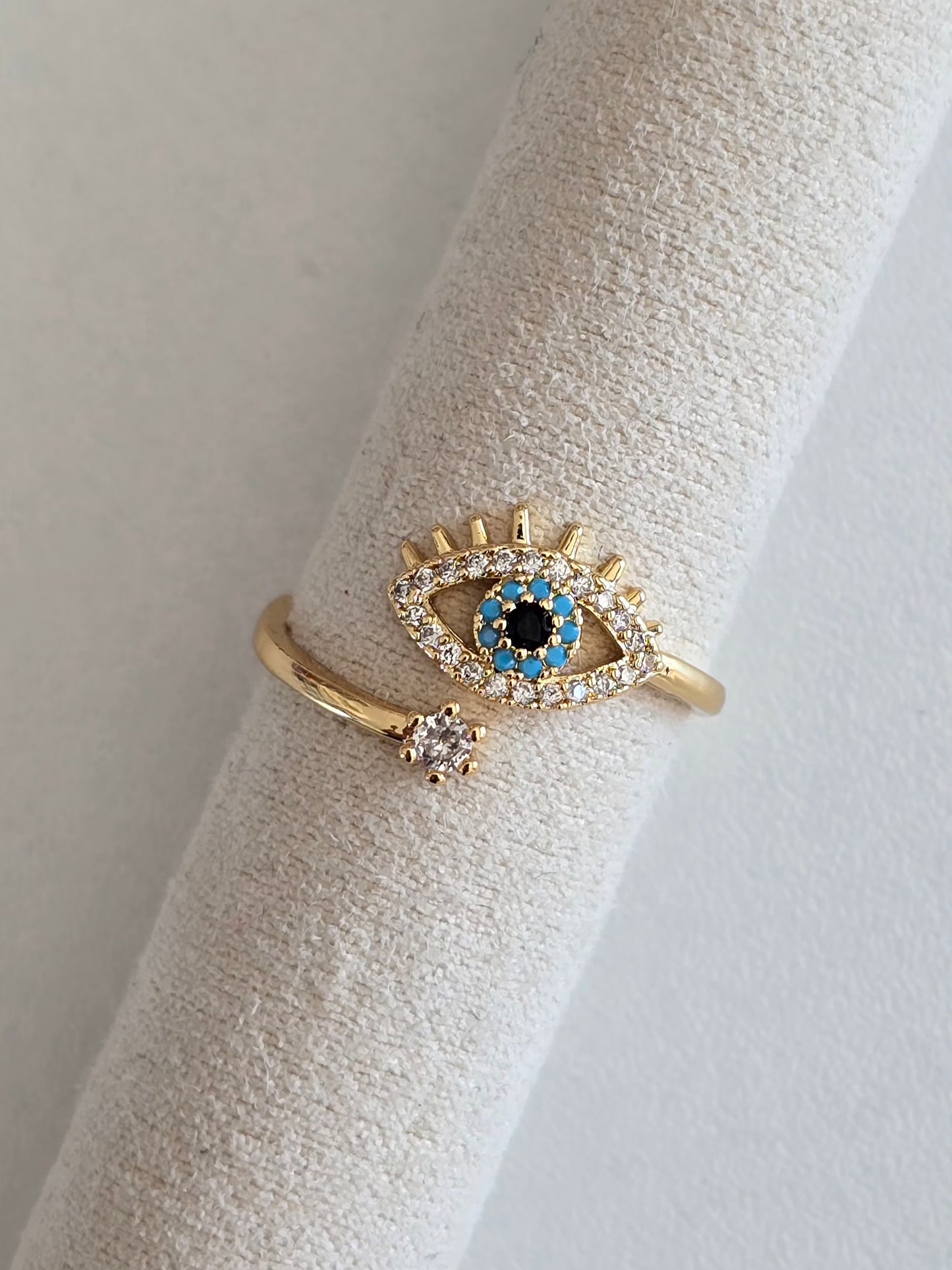 Bague Oryna dorée ornée d'un oeil protecteur brillant