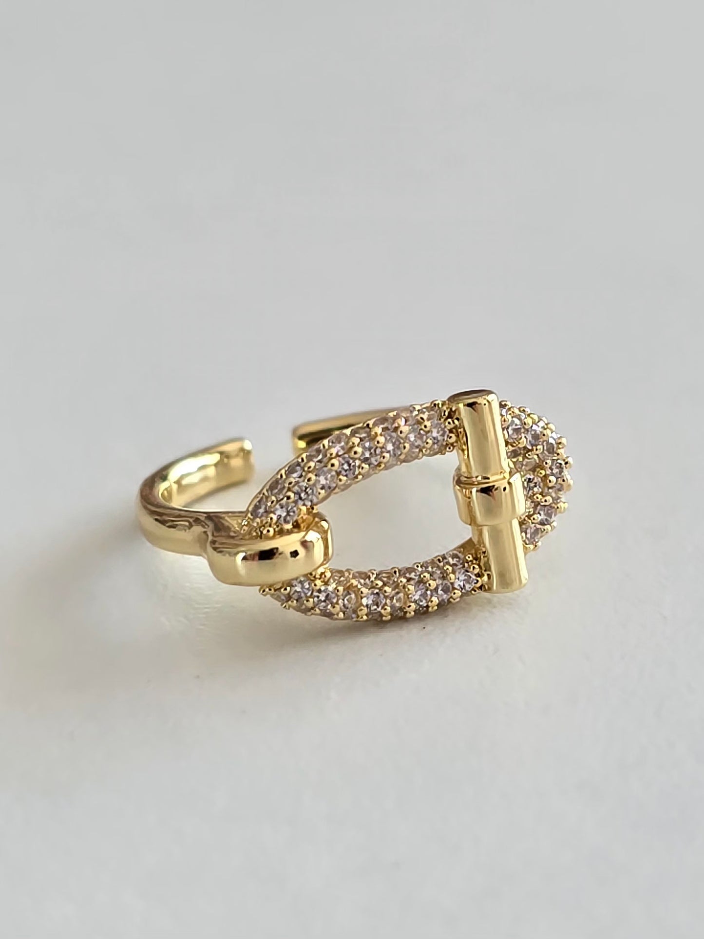 Bague Cléa dorée élégante et moderne