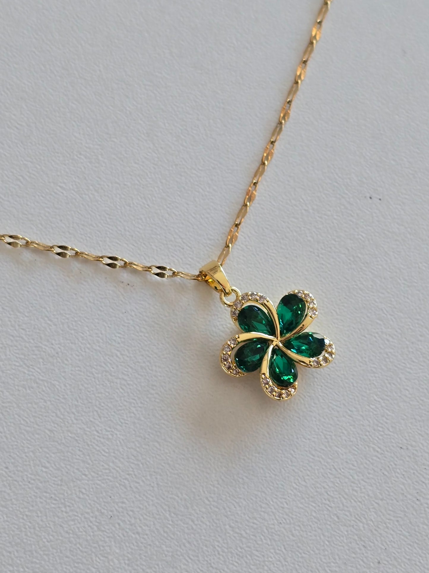 Collier Luzia