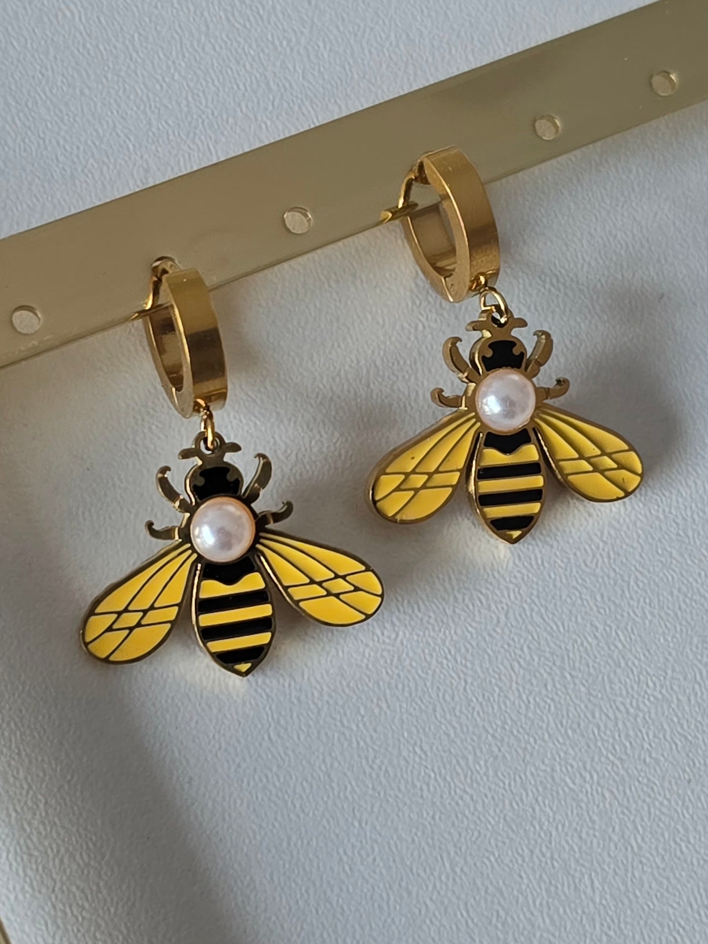 bijoux femme boucles d'oreilles dorées en acier inoxydable avec abeilles