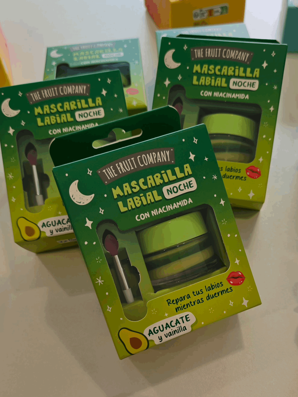Masque de nuit pour les lèvres