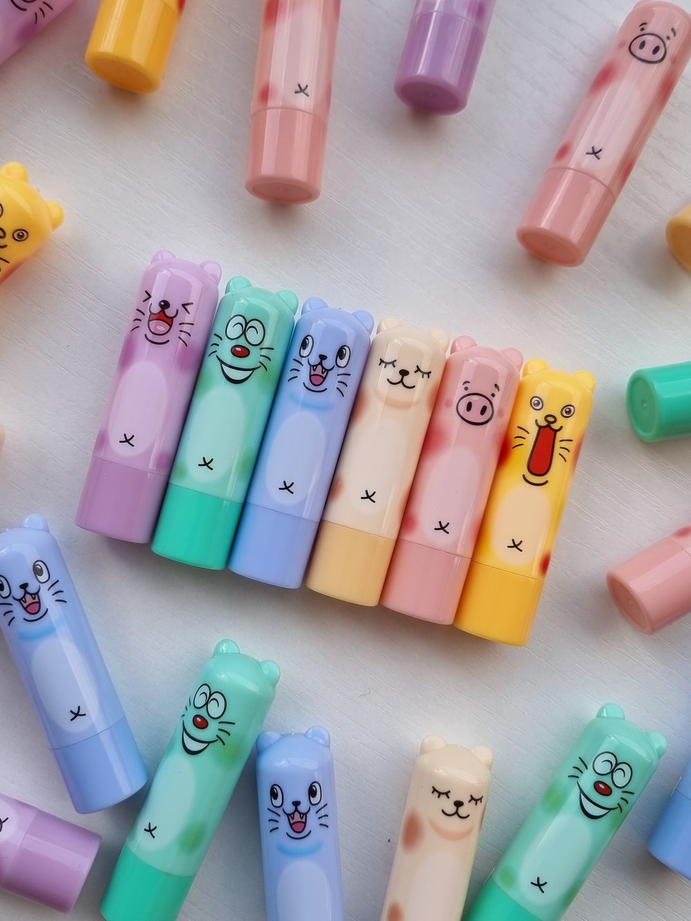 Baume à lèvres fruités mignon