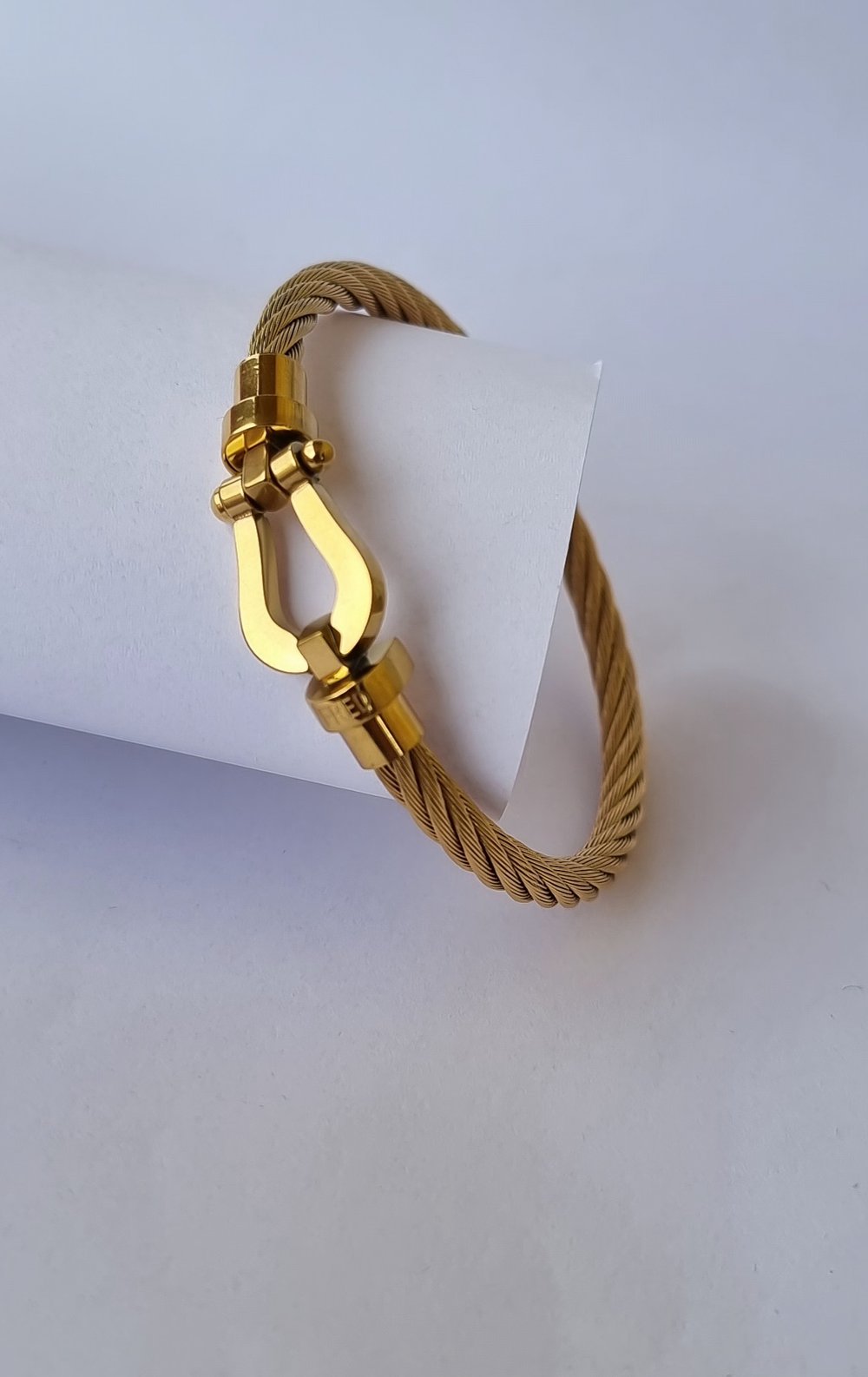 Bracelet Striking