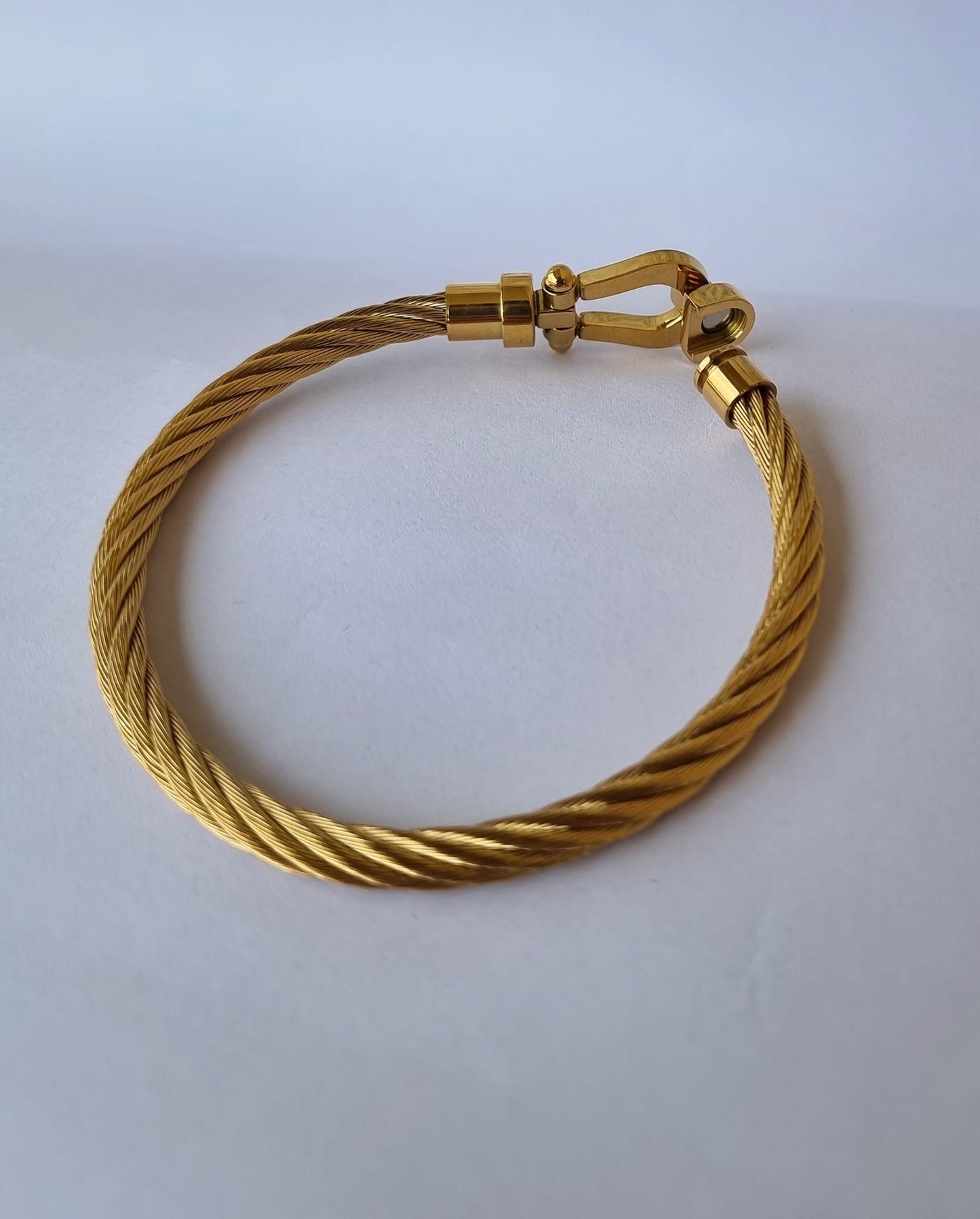 Bracelet Striking