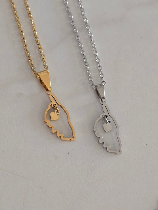 Vue du collier Amore argenté et doré en acier inoxydable.