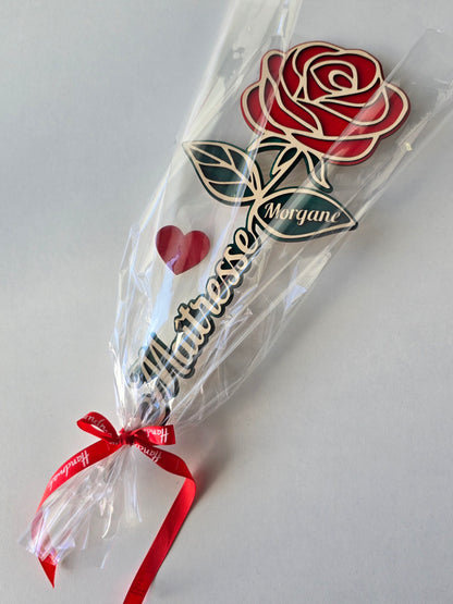 Fleur en bois personnalisée