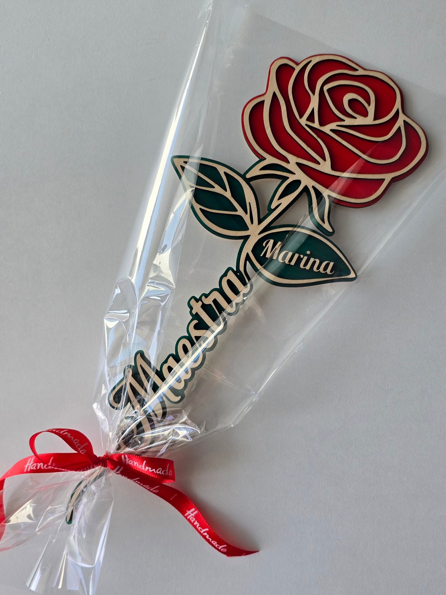 Fleur en bois personnalisée