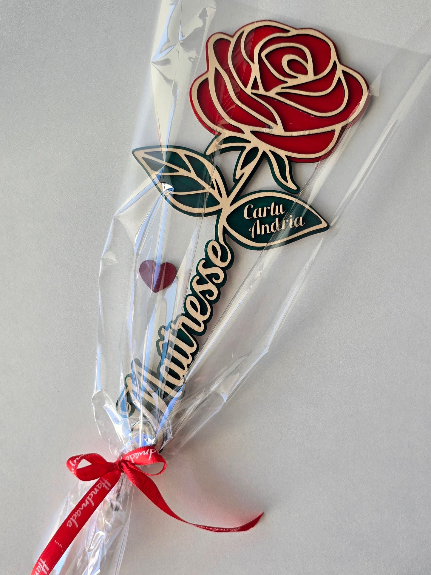 Fleur en bois personnalisée