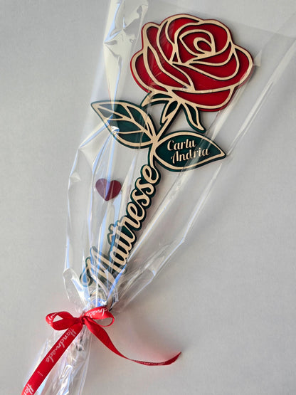 Fleur en bois personnalisée