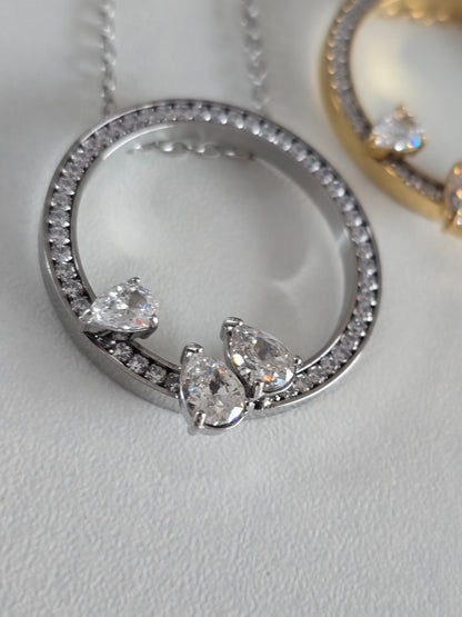 collier en acier inoxydable strass argenté Oriana