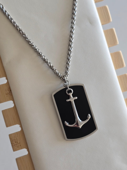 collier homme acier inoxydable argenté avec pendentif ancre marine noir et argent
