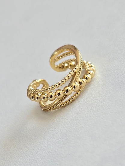 Bague Célia dorée avec finitions perlées et entrelacées en relief