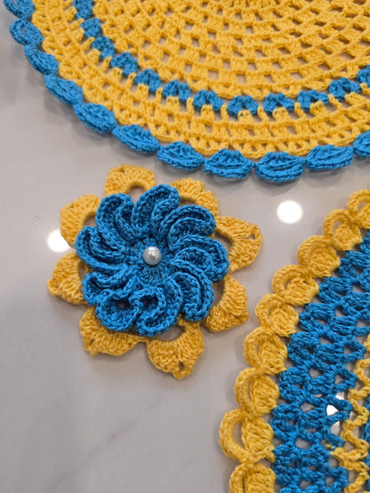 Lot de 3 napperons + 2 fleurs