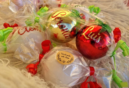 Boule de Noël personnalisées pour Serena et Luis