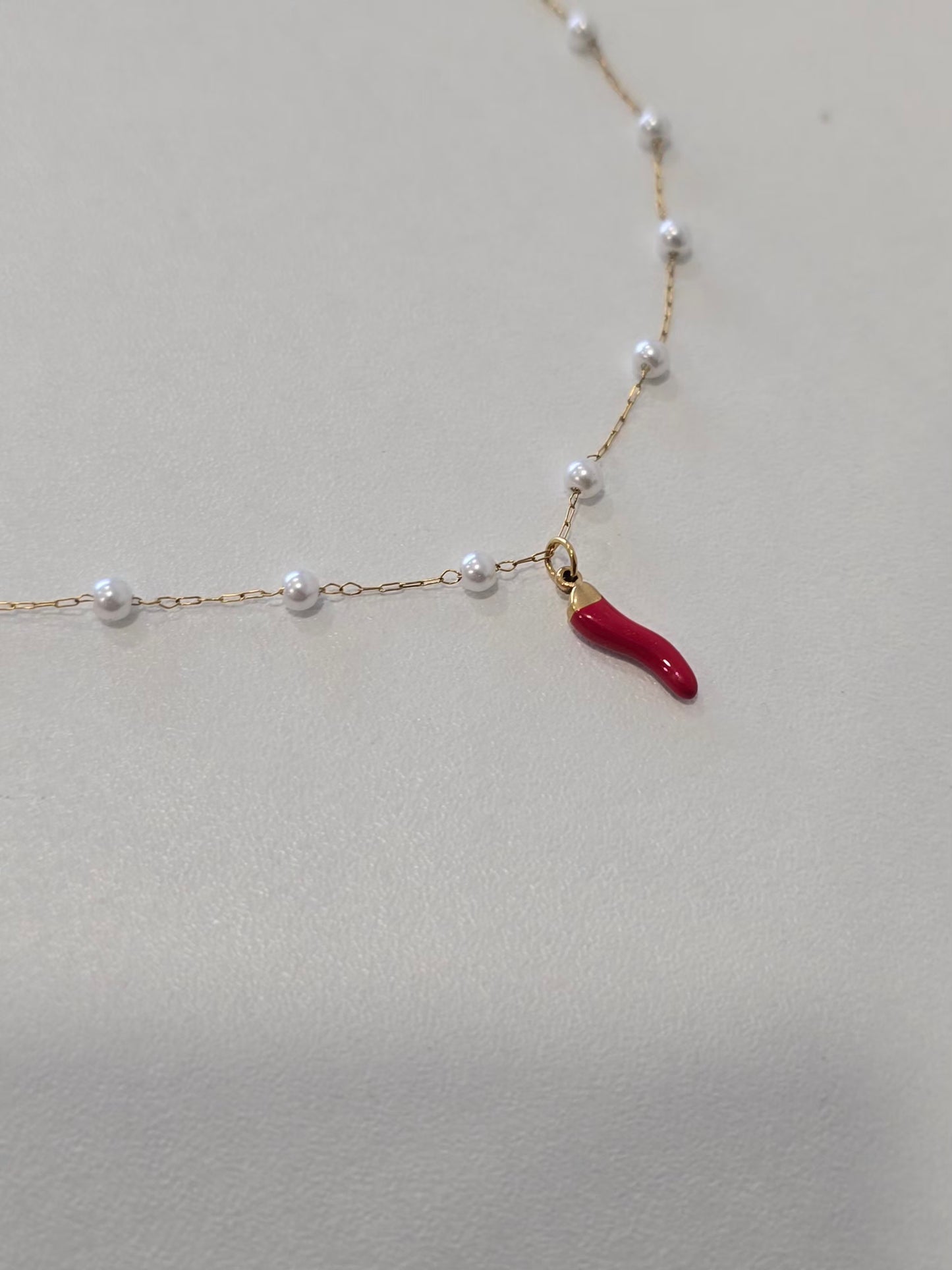 Piment rouge de 1,5 cm du bracelet Mya