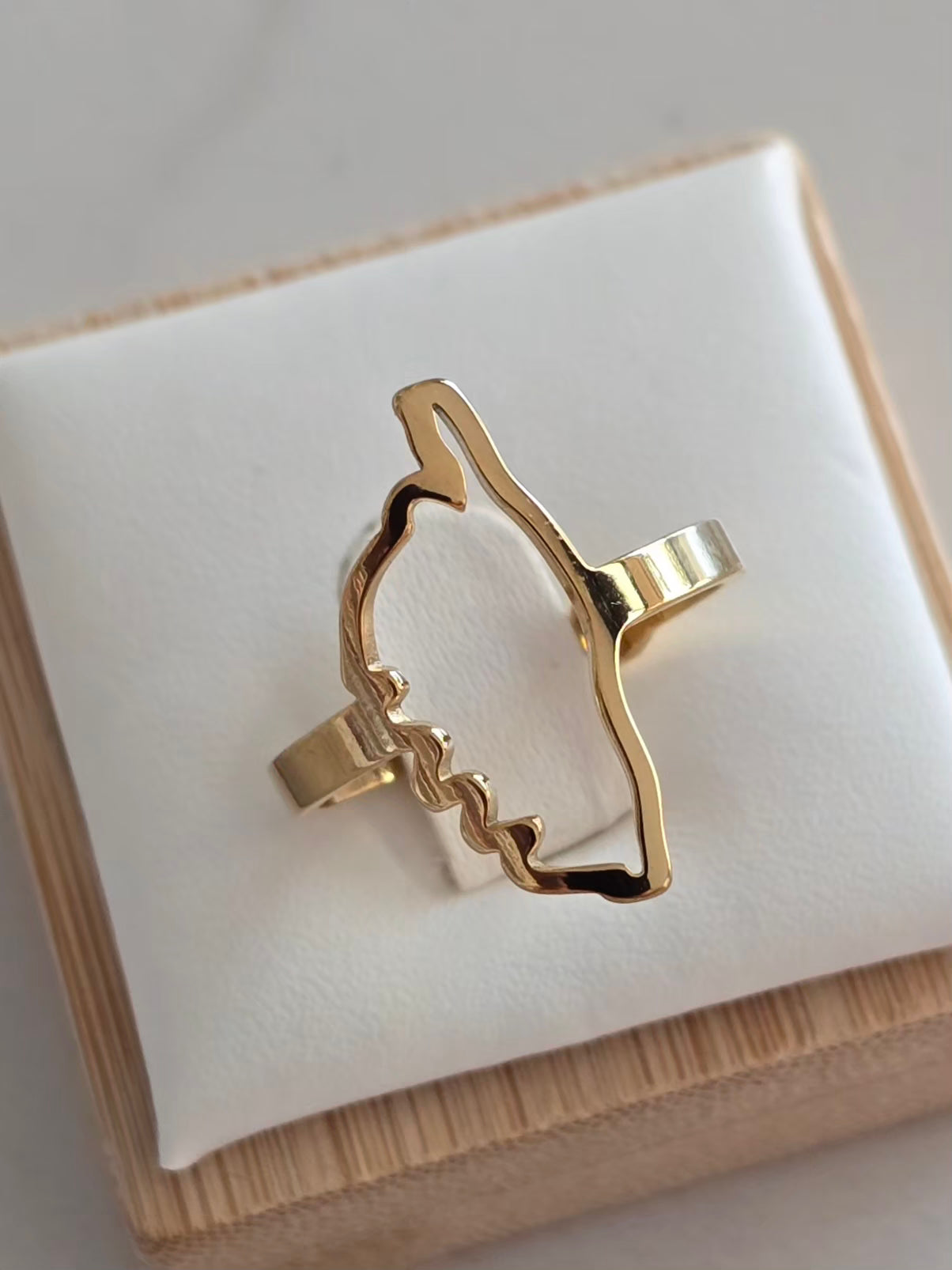 Bague Ile de Beauté doré en acier inoxydable