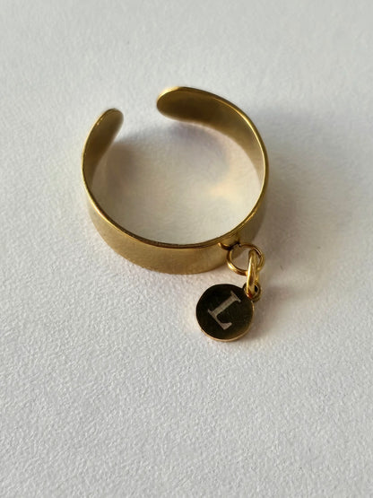 Bague avec breloque personnalisée lettre L, doré en acier inoxydable