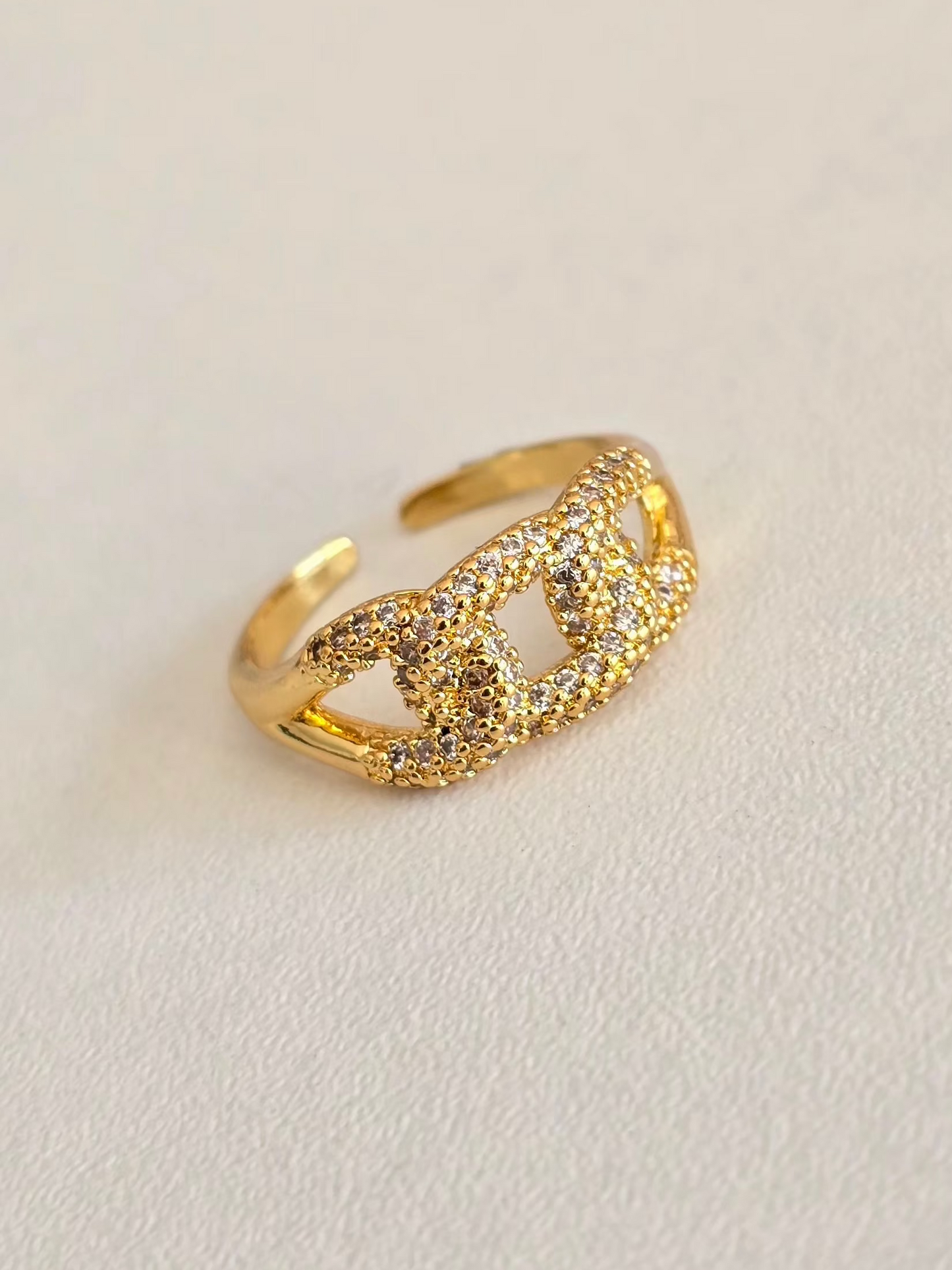 Bague Chaïna bijou tendance pour femme en acier inoxydable doré