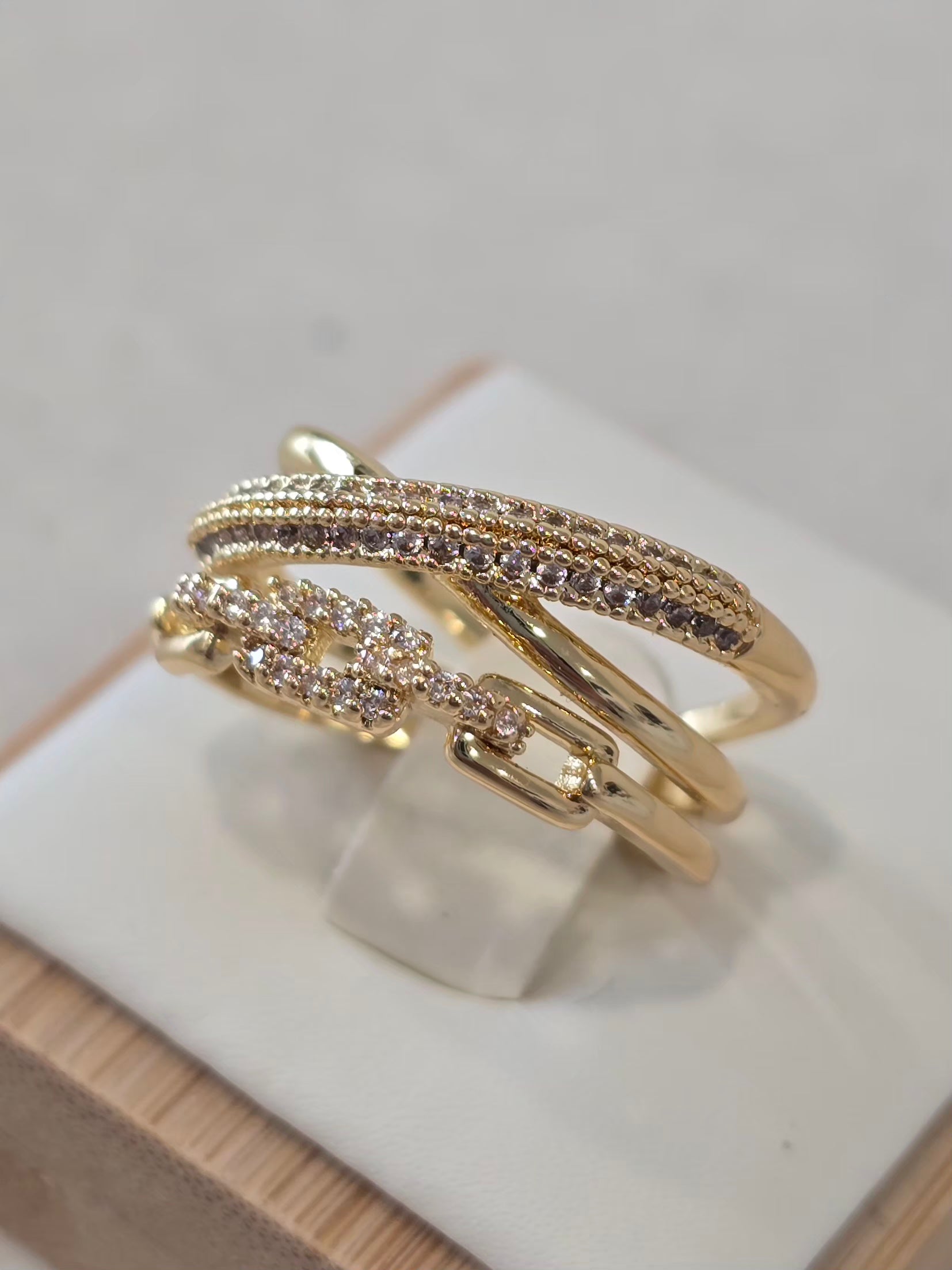 Bague Vélia en acier inoxydable doré finition brillante