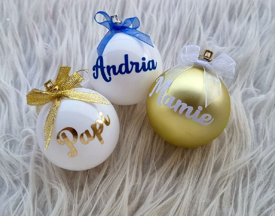 Boules de Noël personnalisées pour Papi et Mamie et petit Andria