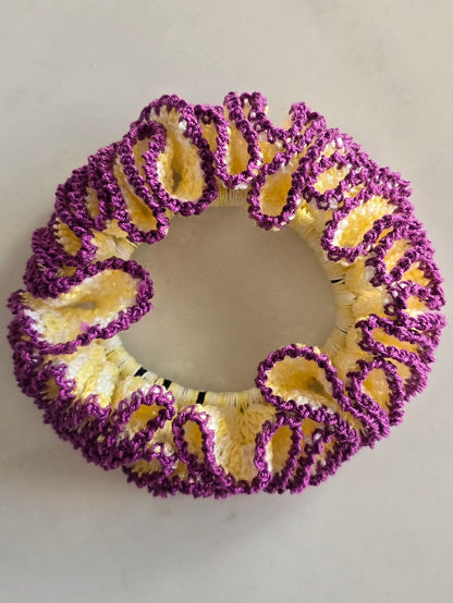 Accessoire cheveux chouchou crochet jaune et violet