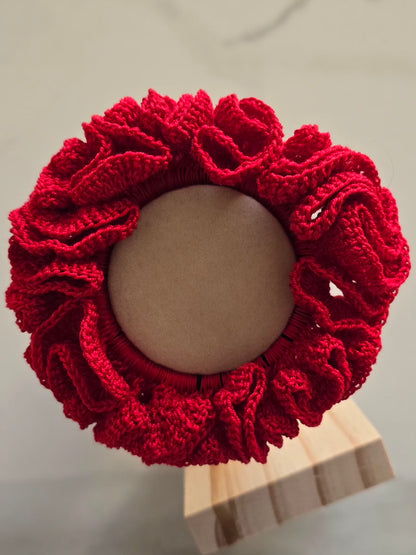 Gros chouchou rouge en crochet fait main en fil de coton
