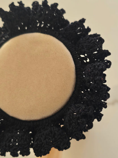 Chouchou noir en coton fait main