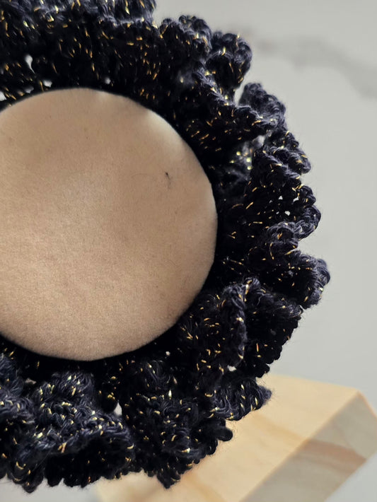 Chouchou noir et doré artisanal en coton