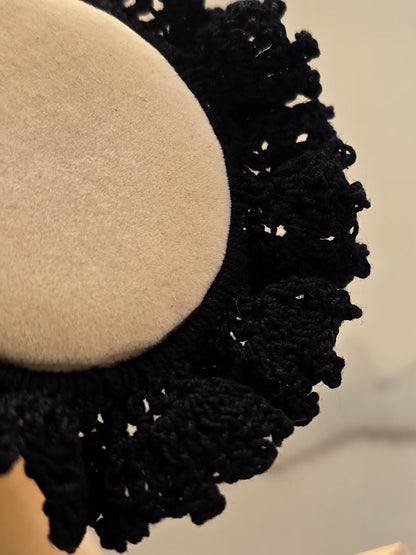 Chouchou noir léger en crochet fait main