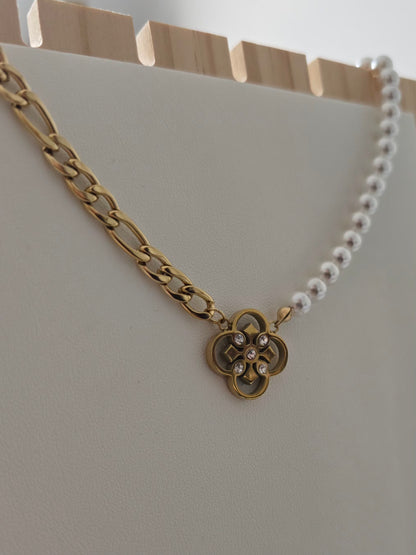 collier idéal pour un look élégant au quotidien