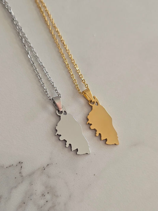 Colliers Isula en acier inoxydable doré et argenté avec pendentif Corse finition brillante.