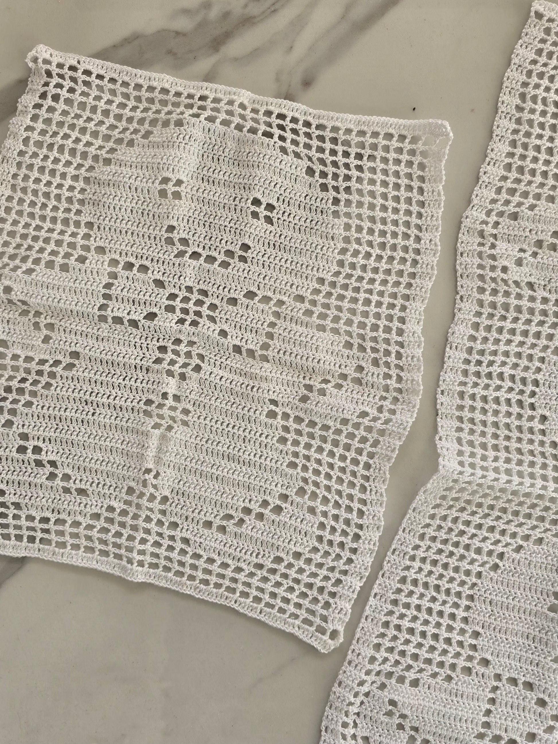 Détails du crochet blanc motif bonhomme pain d'épice en coton