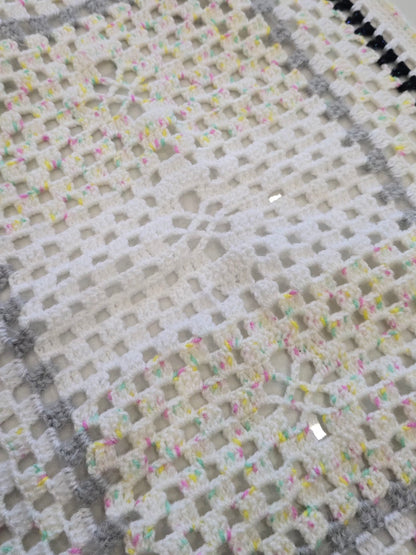 motifs ajourés réalisés au crochet