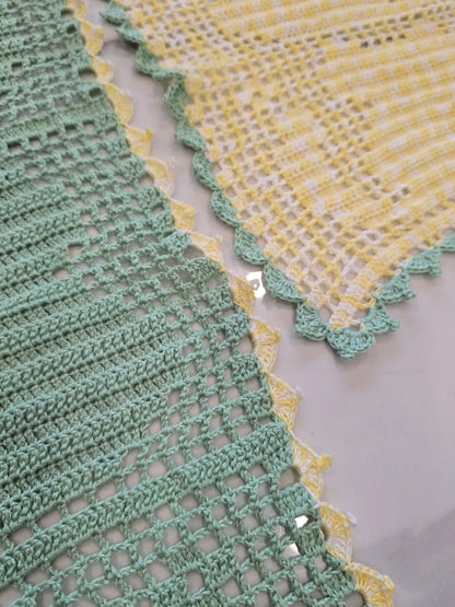 Napperons en crochet coton aux couleurs douces et chaleureuses