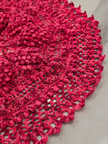 Napperon rond en crochet coton rose