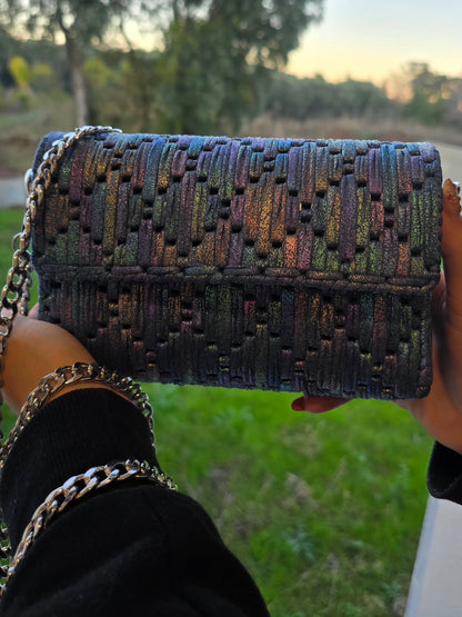 Sac bleu aux reflets multicolores 