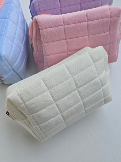 personnalisez la trousse beige avec prénom et motif