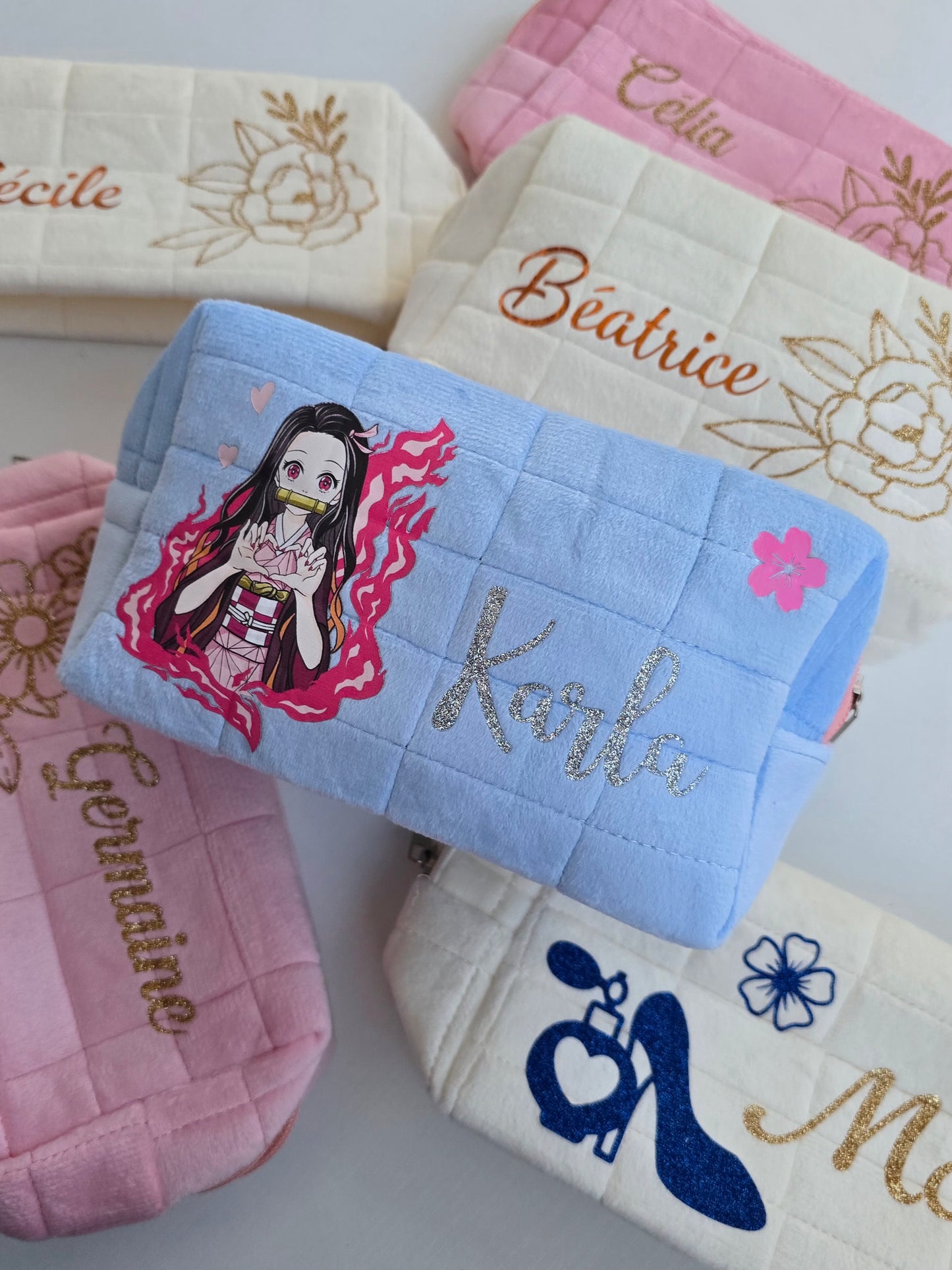 Jolie trousse unique personnalisée pour la petite Karla !